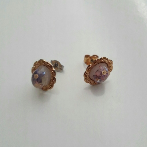 Captured Flower Earrings - Picture 3 of 6